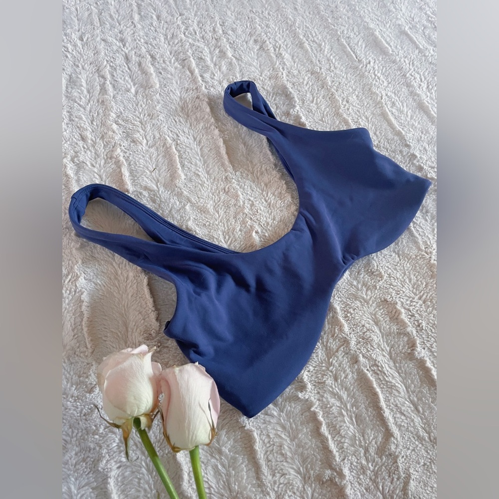 Ultimate Contour Sports Bra